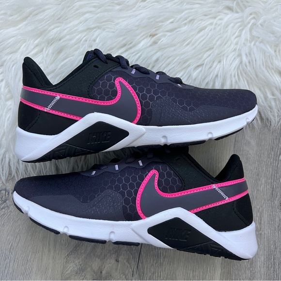 NWT Nike Legend Essential 2 Women’s Shoes - Picture 7 of 8